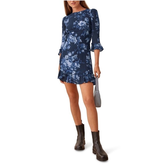 Reformation ‘Doutzen’ Dress pre loved - Picture 3 of 10